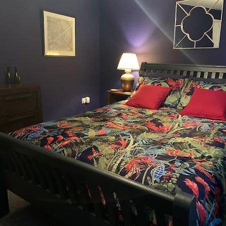 Gorgeous Seaside Getaway. Apartment Хейстингс Екстериор снимка